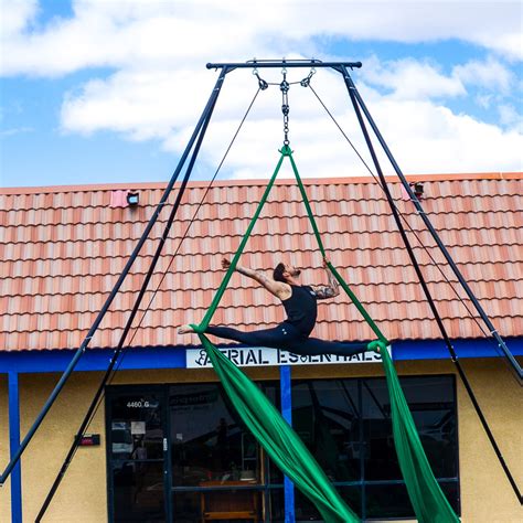 Aerial essentials - Buy your complete aerial yoga hammock setup right here. The best hammock available for anti gravity yoga. Suspension based yoga. 